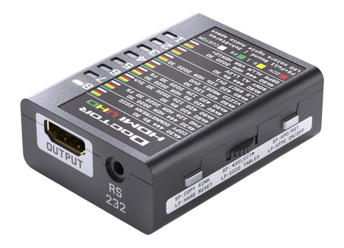 Dr HDMI 4K vu du côté sortie, avec la table des banques EDID UHD imprimée sur le dessus